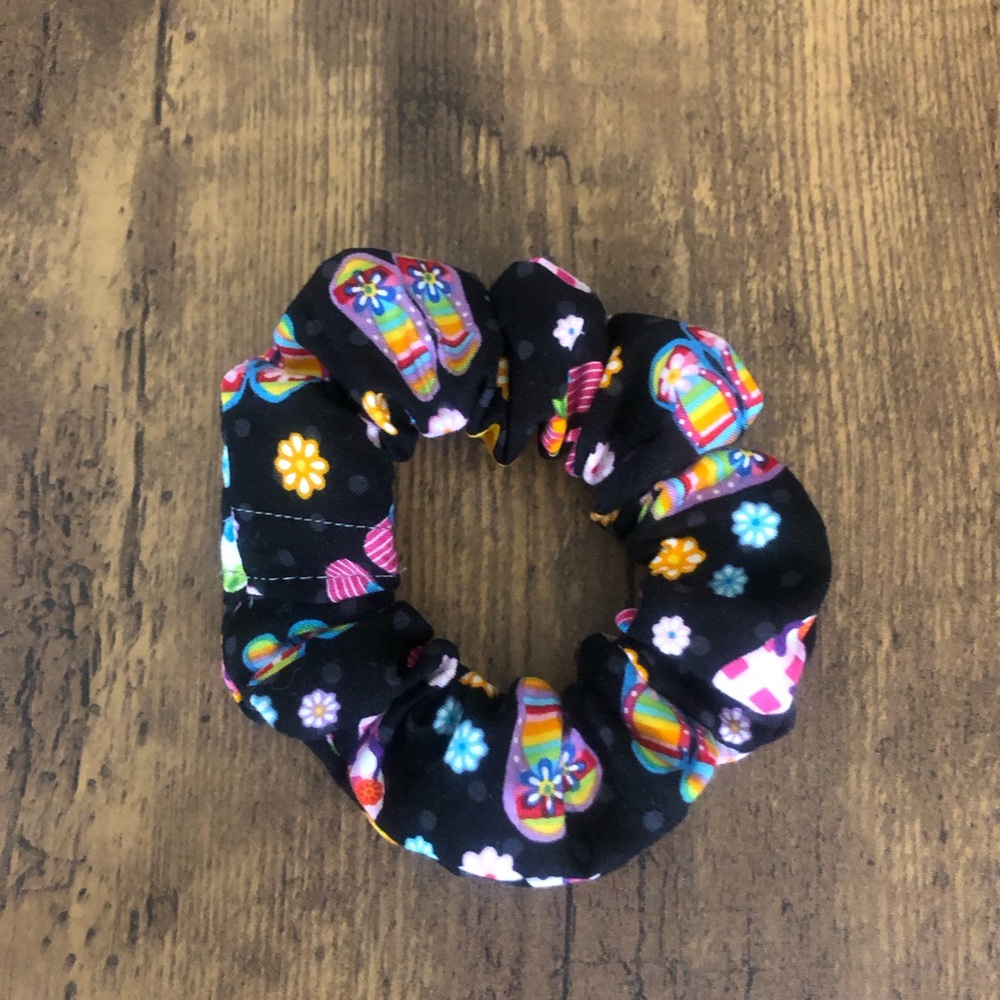 Design Hair Scrunchie (Flip flops)
